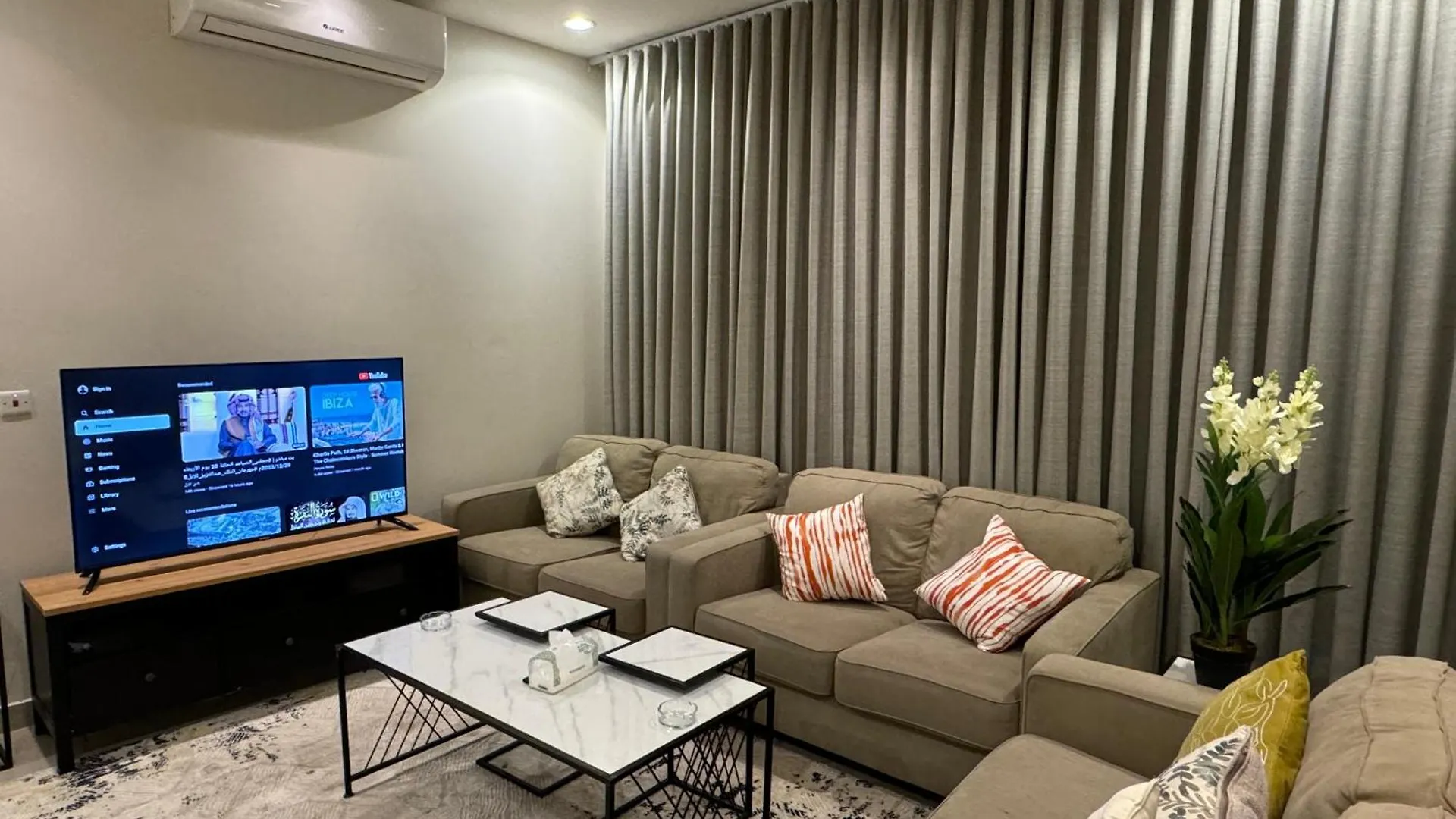 Apartment شقة غرفتين نوم وصالة بالنرجس 3 Riyadh